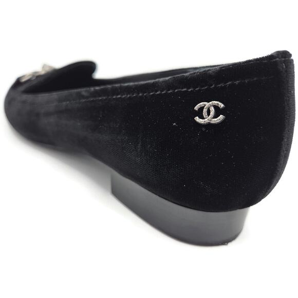 Chanel Velvet Lion Loafers Black Coco EU Size 40 US Size 10 with Box 2 Dust Bags - Picture 13 of 16